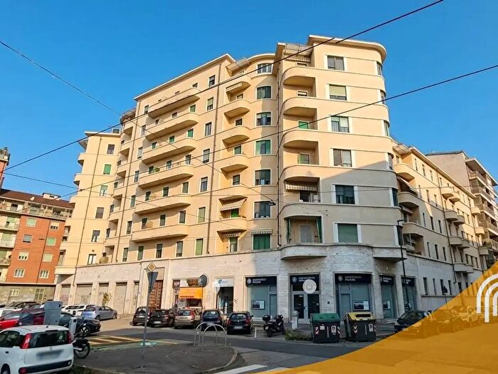 Appartamento bilocale in vendita in Via Monginevro, Torino