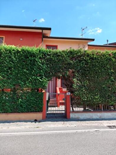 Casa trilocale in vendita in Via Carabella, Rosolina