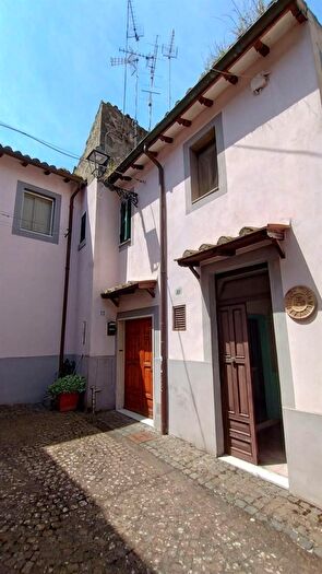 Appartamento trilocale in vendita in Vicolo della Torre, Piansano