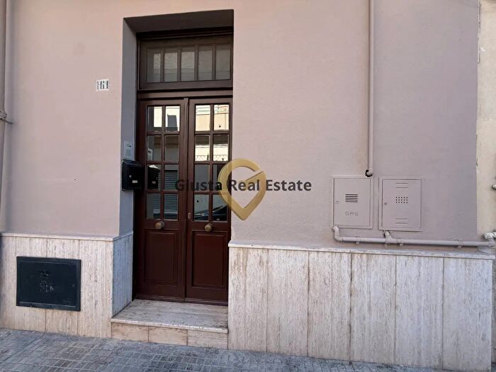 Casa trilocale in vendita in Via Fulvia, Brindisi