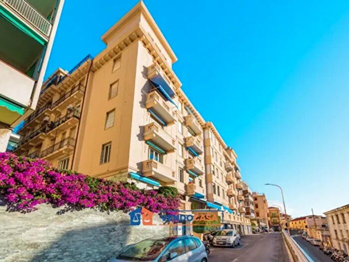 Appartamento bilocale in vendita in Via Privata Fratelli Asquasciati, Sanremo
