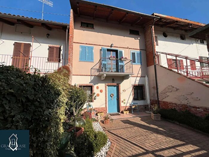 Casa con 5 locali in vendita in Via per Casale, Verolengo