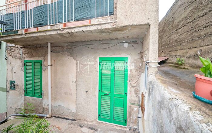 Appartamento quadrilocale in vendita in Via Comunale Zafferia, Messina