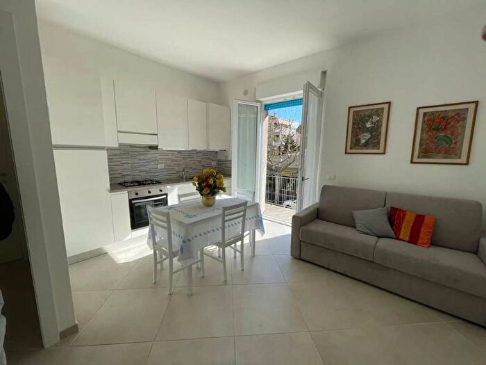 Appartamento bilocale in affitto in Via Cassarello, Cassarello Senzuno Salciaina, Follonica