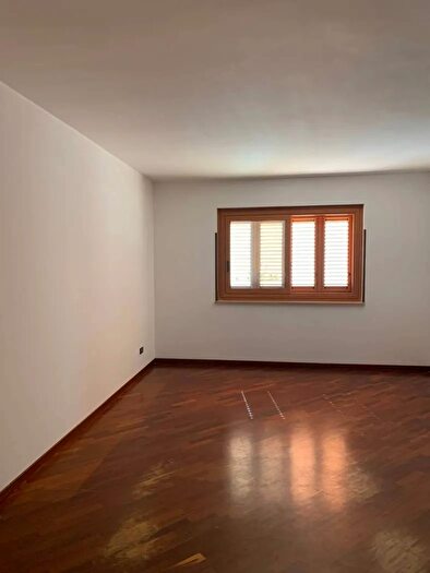 Appartamento trilocale in affitto in Corso Italia Carini, Carini