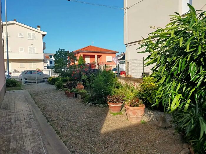 Appartamento con 5 locali in vendita in Castelfranco Di Sotto