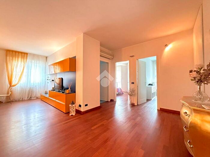 Appartamento trilocale in affitto in Via Pier Paolo Vergerio, Santa Rita, Padova