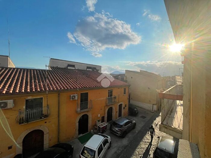 Appartamento quadrilocale in vendita in Via S Filippo, Benevento