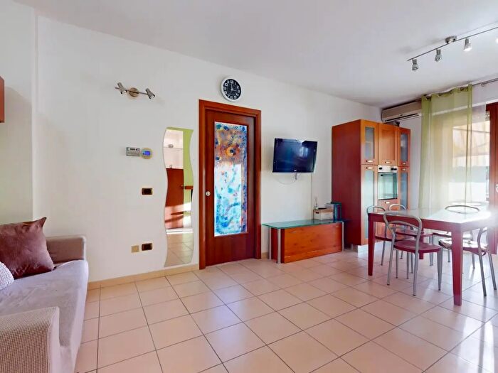 Appartamento trilocale in vendita in Via Luigi Pascucci, Bastia Umbra
