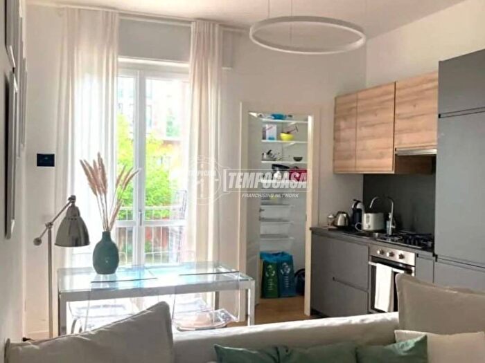 Appartamento trilocale in vendita in Isola, Milano