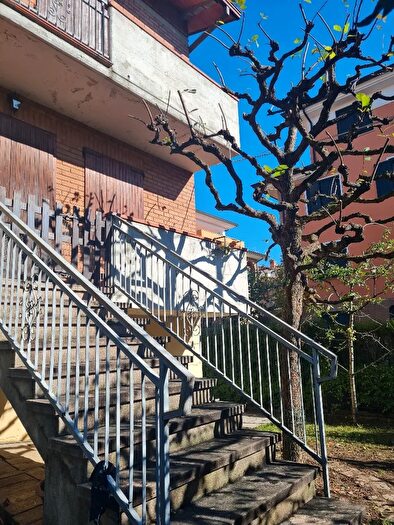 Casa quadrilocale in vendita in Formigine