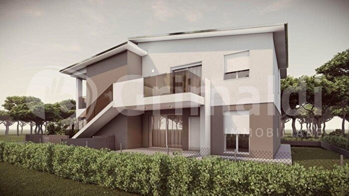 Appartamento trilocale in vendita in Via Vespucci, Cervia