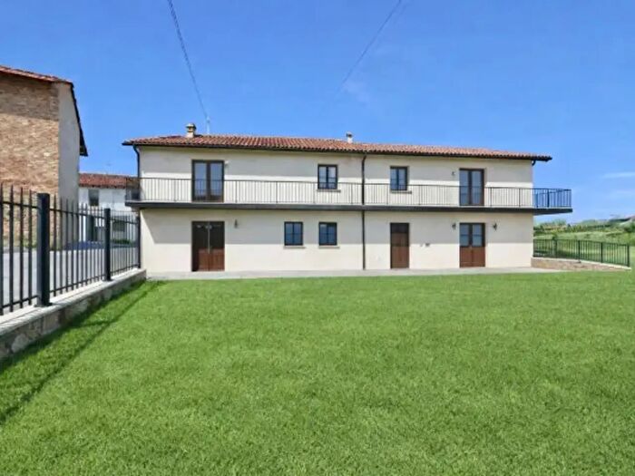 Casa con 6 locali in vendita in Borgata Boschi, Monta