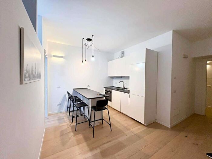 Appartamento trilocale in affitto in Viale Bacchiglione, Corvetto, Milano