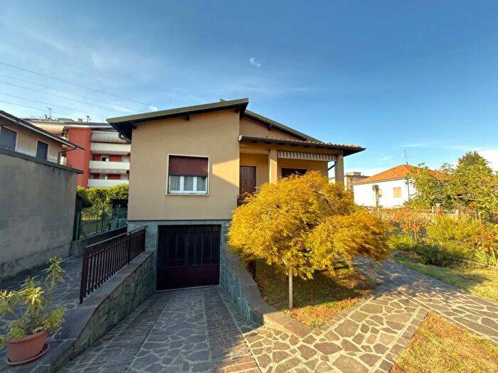 Casa con 6 locali in vendita in Via Verdi, Trezzo Sull'Adda