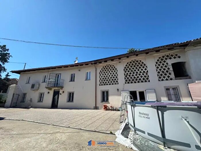 Casa quadrilocale in vendita in Via Carossi, Castagnole Delle Lanze