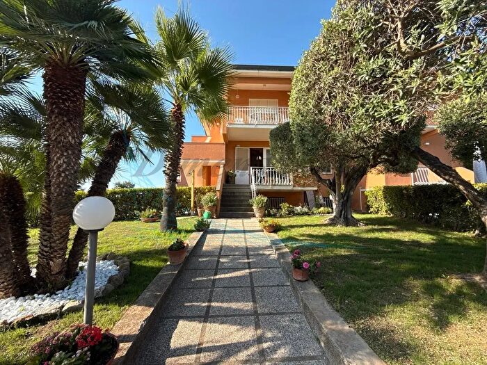 Appartamento con 5 locali in vendita in Via Ticino, Rosignano Marittimo