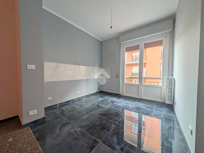 Appartamento trilocale in vendita in Via Palestro, Acqui Terme