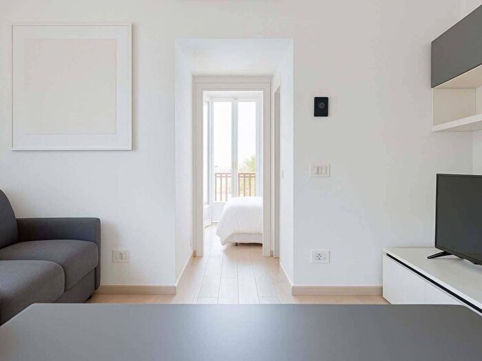 Appartamento bilocale in affitto in Via Raffaele Lambruschini, Bovisa, Milano