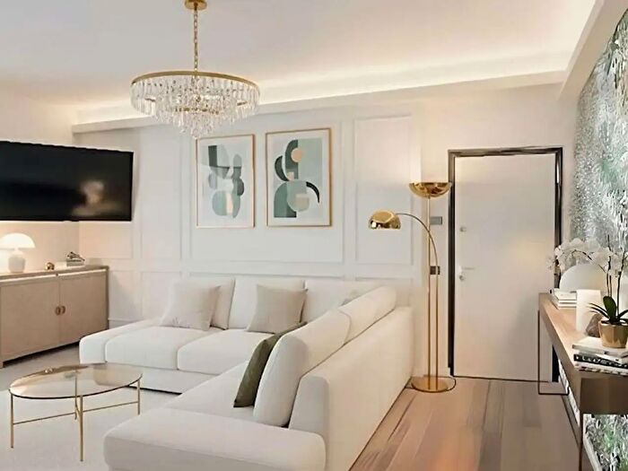 Appartamento trilocale in vendita in Via Porro Lambertenghi, Milano