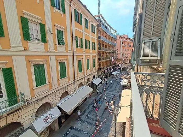 Appartamento bilocale in vendita in Sanremo