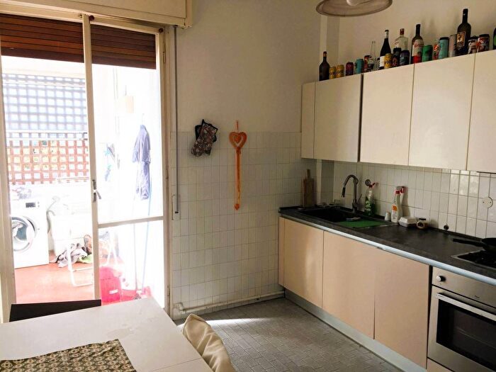 Appartamento con 6 locali in affitto in Viale Roma, Parco della Resistenza, Forlì