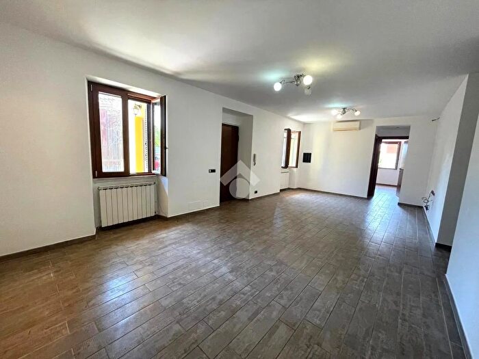 Appartamento quadrilocale in vendita in Via dei Ceraseti, Marino