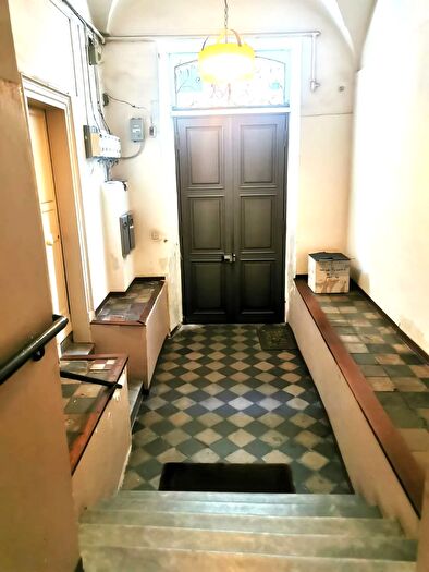 Appartamento trilocale in vendita in Via Carlo Ardizzone, Catania