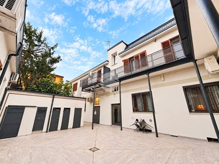 Appartamento bilocale in affitto in Via Fratelli Bozzi, Quarto Cagnino, Milano