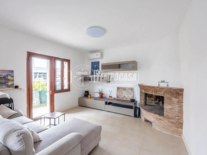 Appartamento trilocale in vendita in Via Ruggero Leoncavallo, Treviso