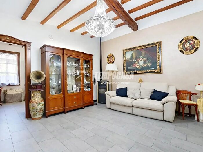 Casa quadrilocale in vendita in Via Unità, Salsomaggiore Terme