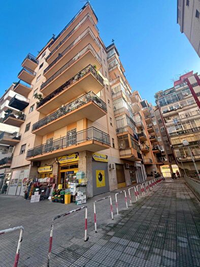 Appartamento quadrilocale in vendita in Viale Lazio, Palermo