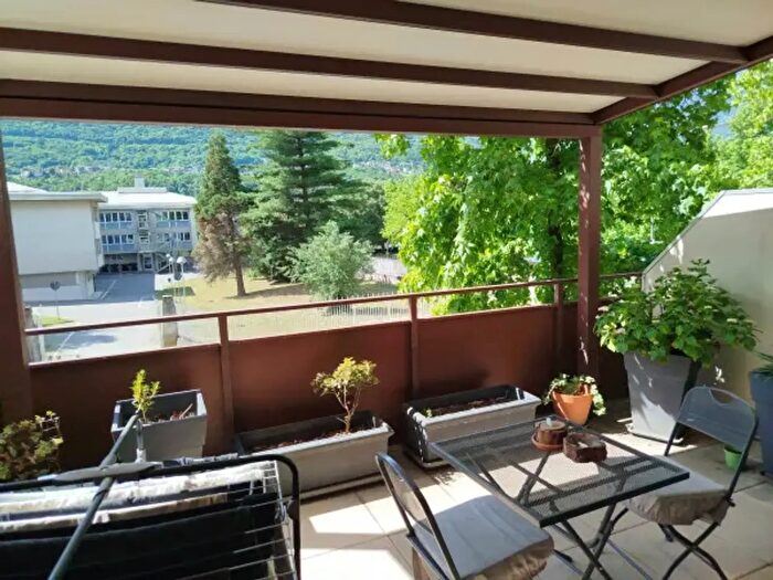 Appartamento trilocale in vendita in Via Tonale, Sondrio