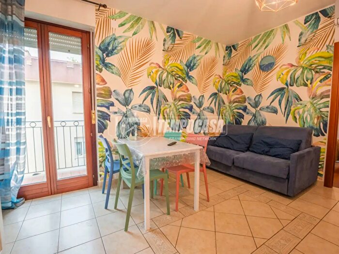 Appartamento bilocale in vendita in Viale Regina Margherita, Potenza Picena