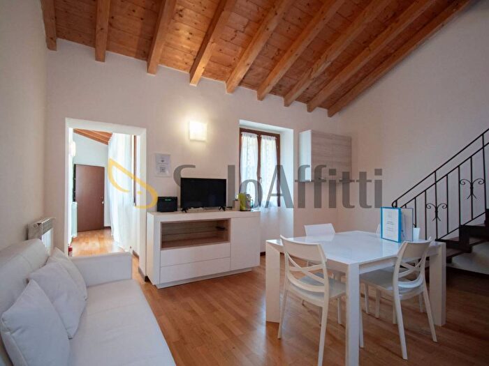 Appartamento bilocale in affitto in Via Garibaldi, Loggia Garibaldi, Brescia