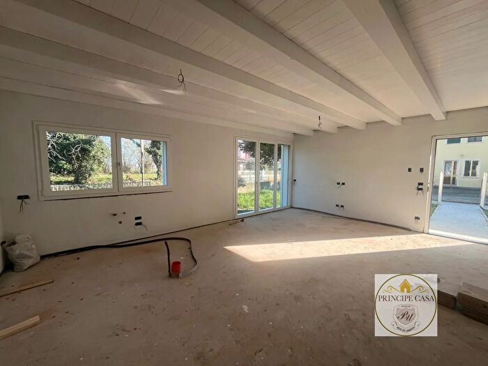 Casa quadrilocale in vendita in Roma, Pozzonovo