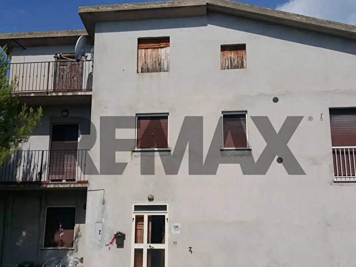 Casa con 9 locali in vendita in Cda Collegrande, Roccascalegna