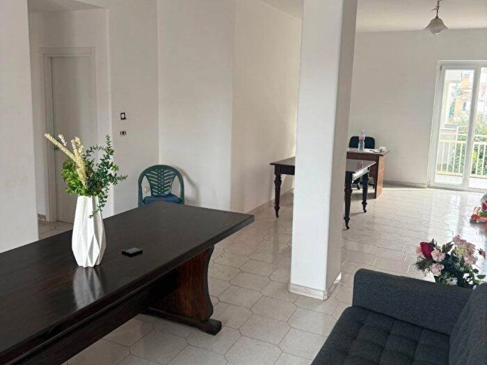 Appartamento quadrilocale in affitto in Viale della Libertà, Lusciano