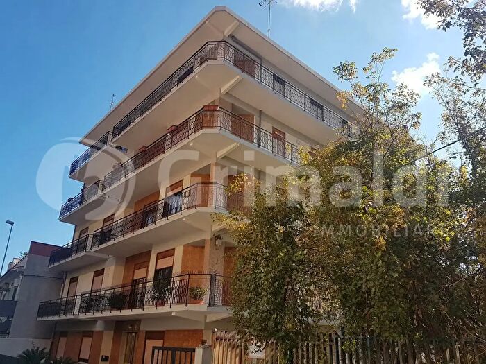 Appartamento quadrilocale in vendita in Via Comunale Bordonaro, Messina