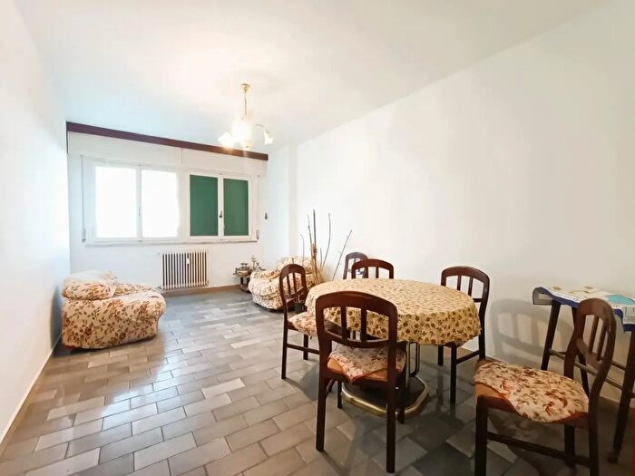 Appartamento con 5 locali in vendita in Pisa