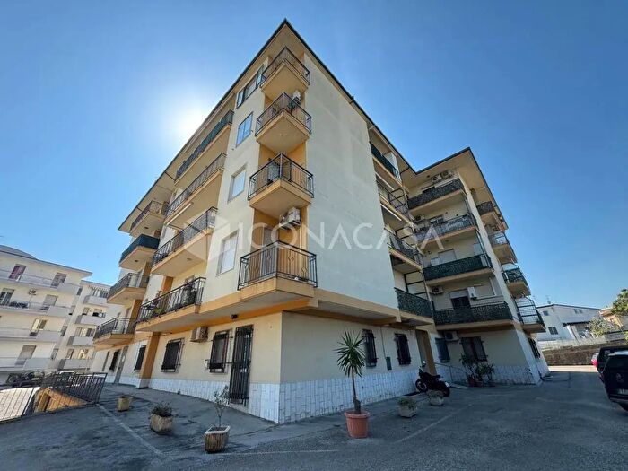 Appartamento trilocale in vendita in Via Pompeo Suriani, Vasto