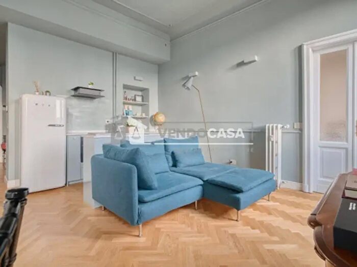 Appartamento trilocale in affitto in Via Francesco Ferrucci, Milano