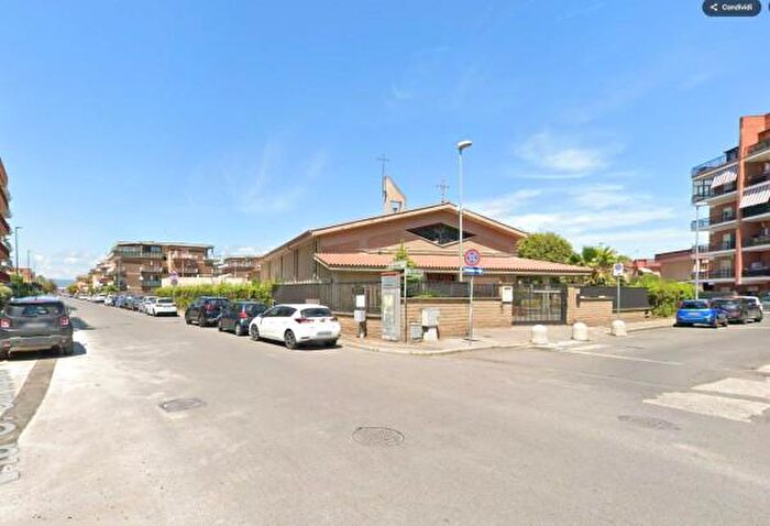 Appartamento quadrilocale in vendita in Via Benedetto Croce, Ladispoli