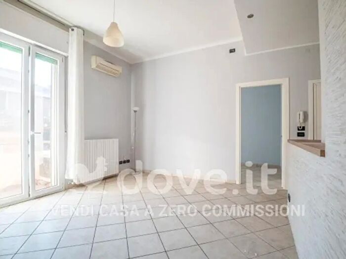 Appartamento trilocale in vendita in Via dello Spalto, Bologna