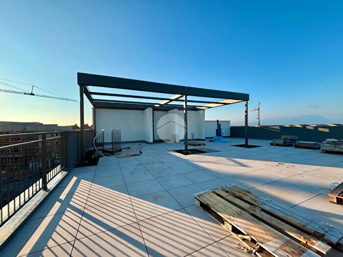 Appartamento trilocale in vendita in Via Colli Storici, Desenzano Del Garda