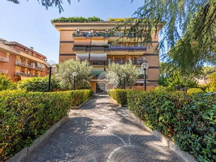 Appartamento trilocale in vendita in Via Monte Gran Paradiso, Guidonia Montecelio