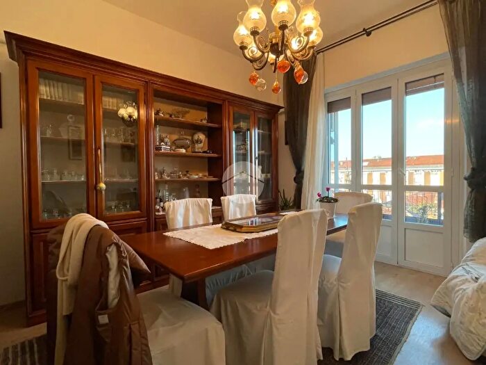 Appartamento trilocale in vendita in Via Orazio Dogliotti, Asti