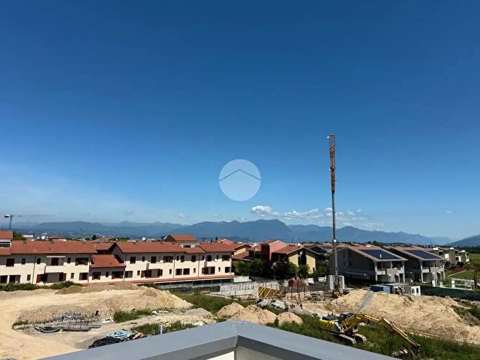 Appartamento bilocale in vendita in Via Colli Storici, Desenzano Del Garda