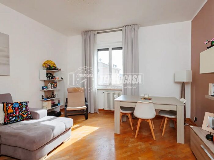 Appartamento quadrilocale in vendita in Via Giuseppe Zanardelli, Parma