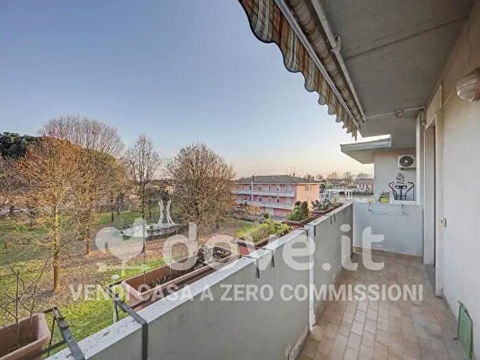 Appartamento quadrilocale in vendita in Viale Magellano, Camisano Vicentino